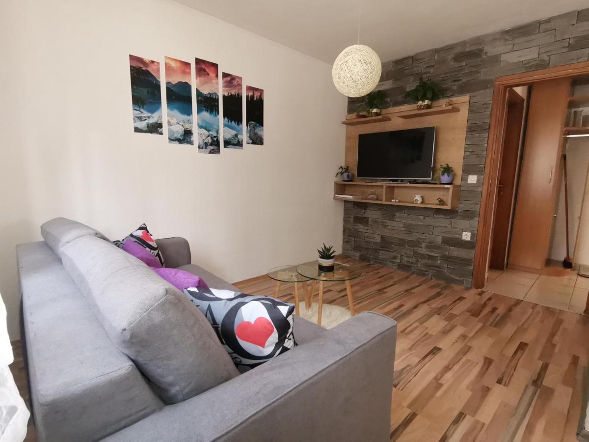 Apartman Sunny Lika Ґоспич Екстер'єр фото